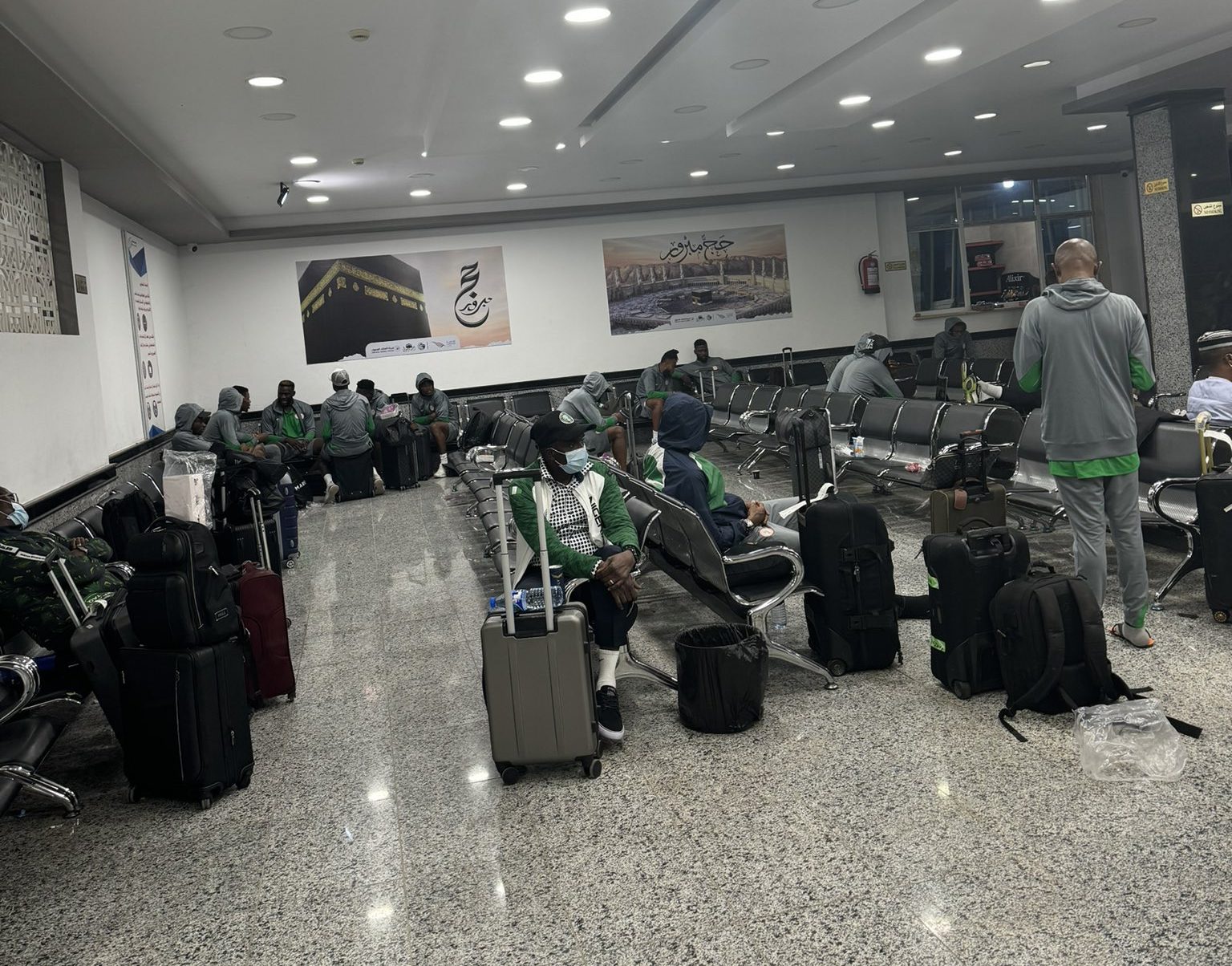 The unexpected diversion left players and officials stranded without any assistance from the Libyan Football Federation, which failed to provide transportation.
