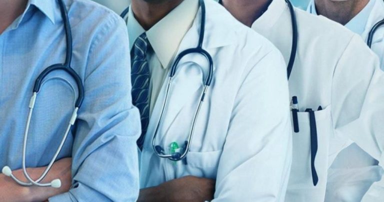 Sources indicate that this strike is intended as a three-day warning and may escalate to an indefinite strike if the government does not meet the doctors’ demands.