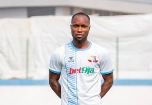 Initially, Ismail was slated to undergo a medical examination on Friday, which would pave the way for him to officially sign a three-year contract with FK Partizani.