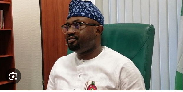 The Federal Government has stopped passport production at multiple centres after 62 years.