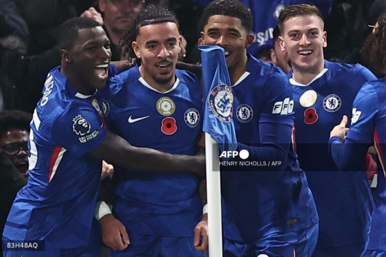 EPL: Chelsea Cruise Past Struggling Wolves with 3–0 Win